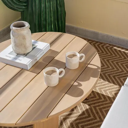 Lägenhet Ar20 Stunning Two-bed With Sea Views