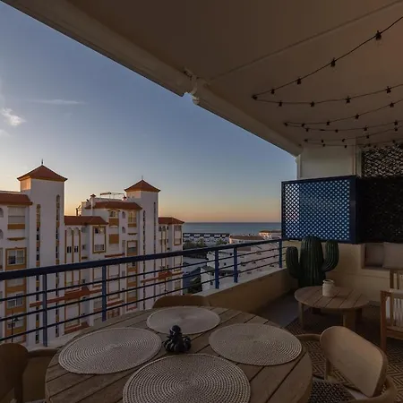 Ar20 Stunning Two-bed With Sea Views * אסטפונה
